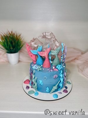 Детский торт с русалками